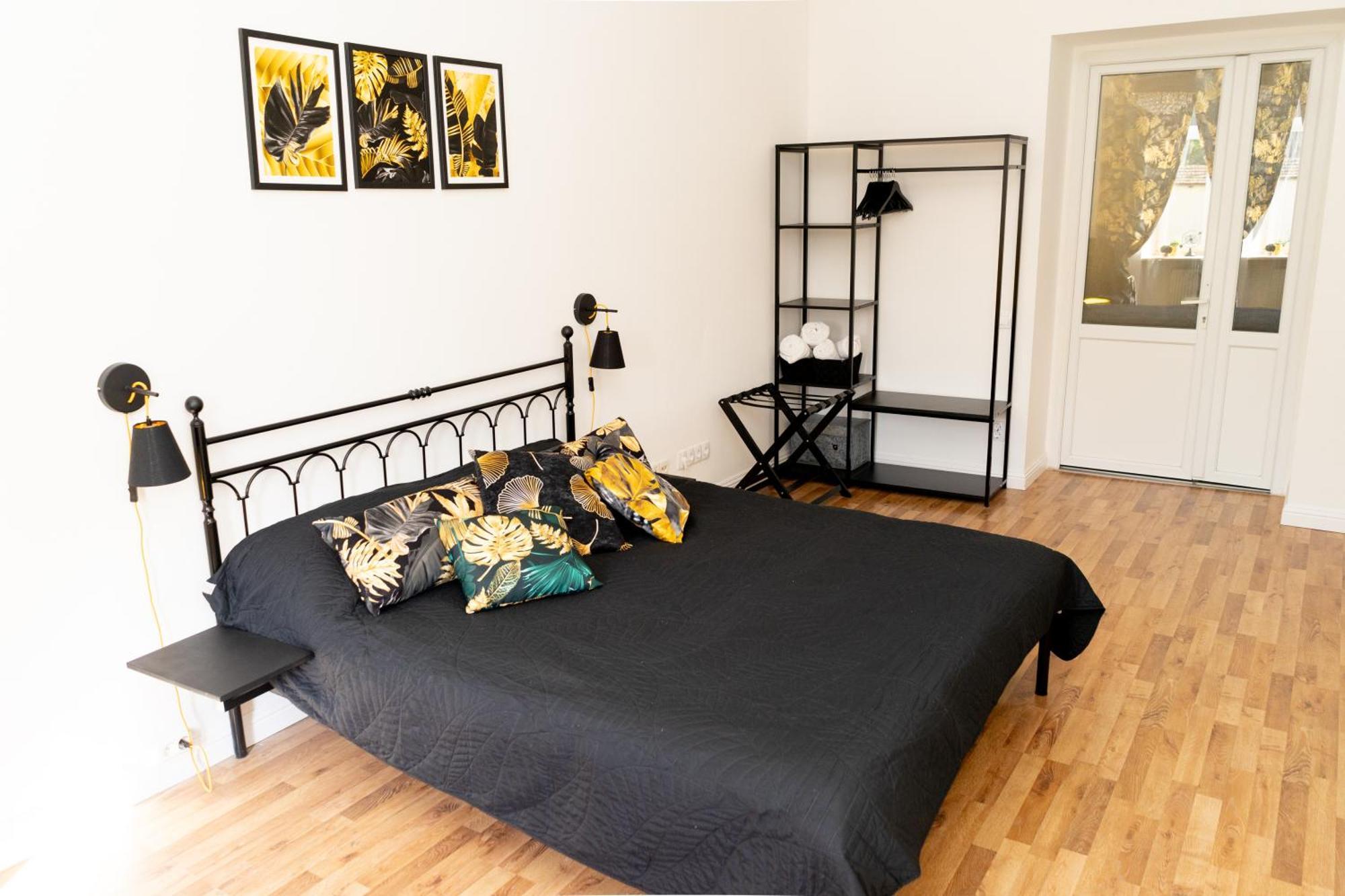 Charming Apartments In The Heart Of Lviv - Valova, Nasypna Str Eksteriør billede